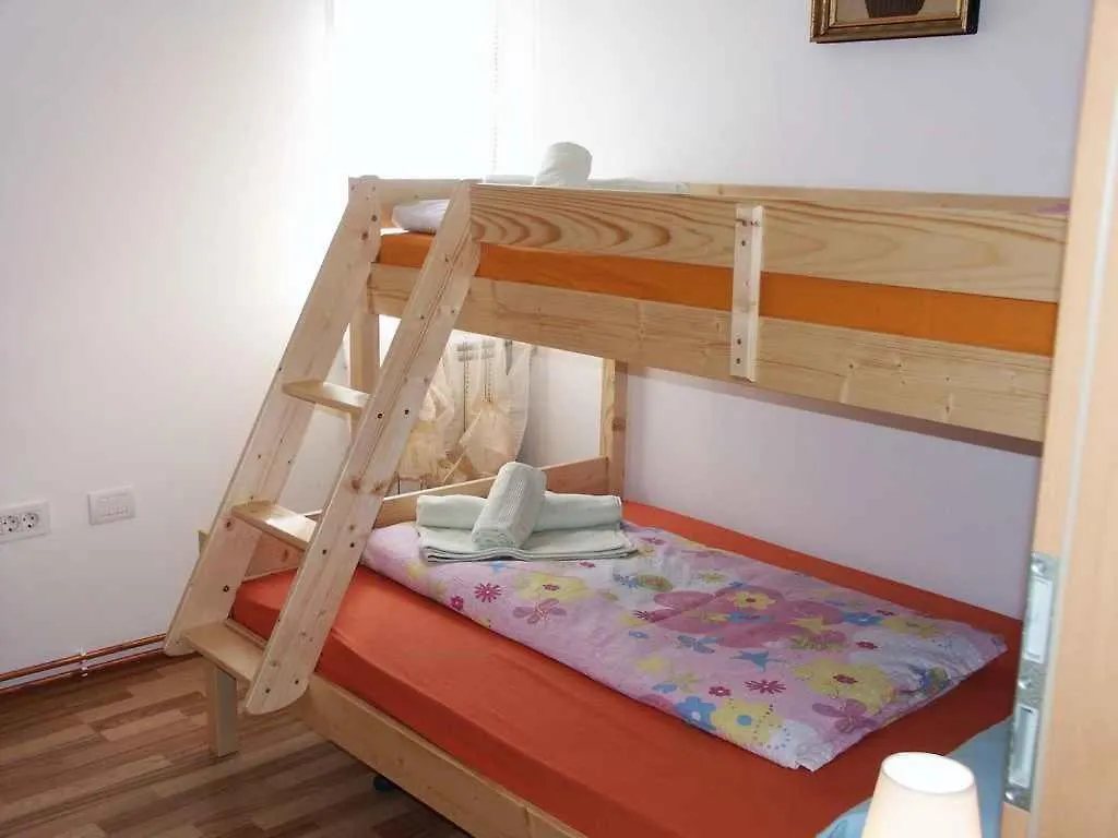 Apartment Kastel 22 0*,  Croatia