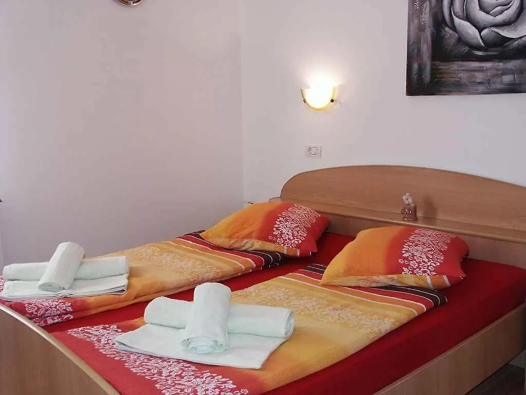 Apartment Kastel 22 0*,  Croatia